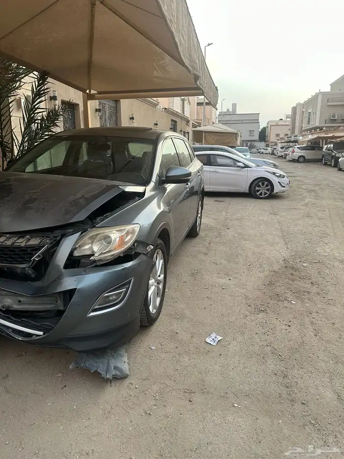 للبيع مازدا 4