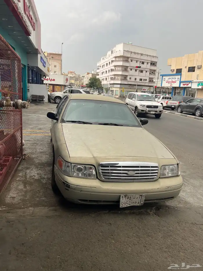 فورد فكتوريا 2004 1