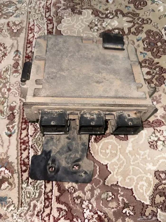 كبيوتر فورد ماركيز 2005 0