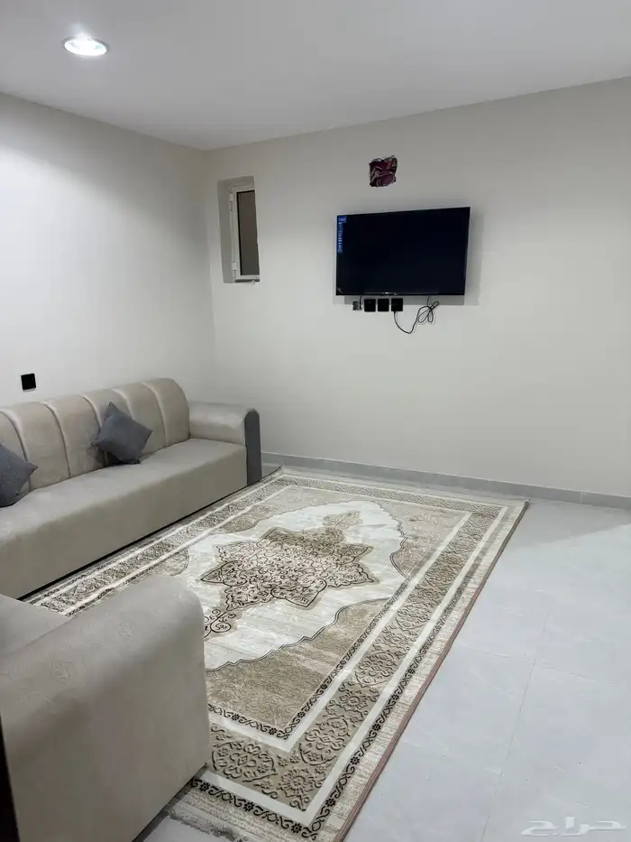 شقق خاصة بالعوائل مؤثثة جديدة 1