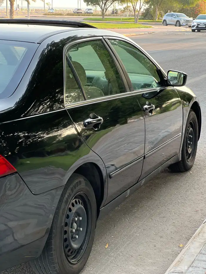 هوندا اكورد 2006 الحد 16 23