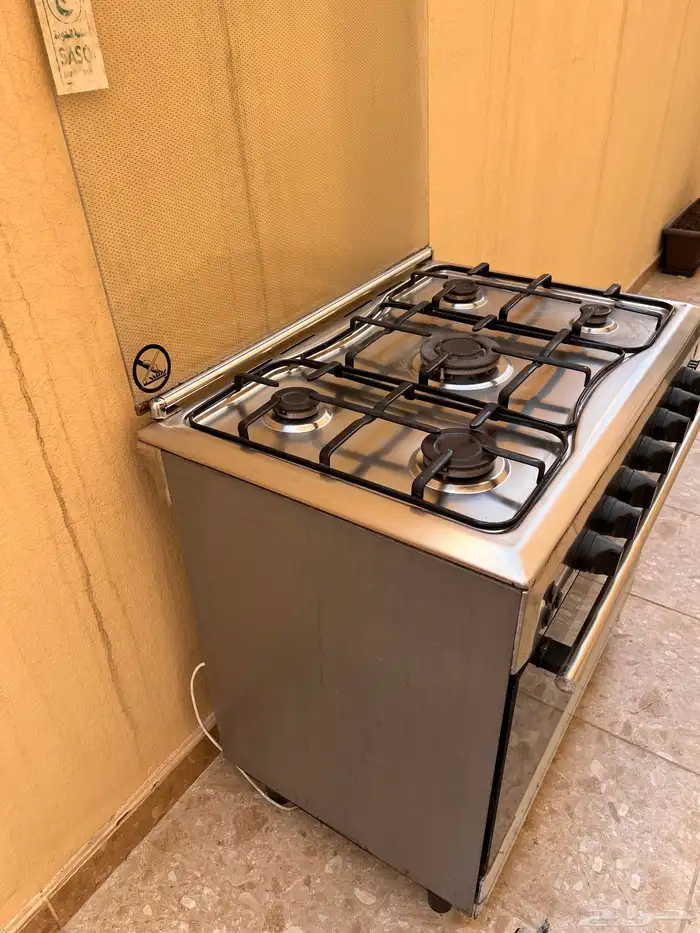 فرن غاز للبيع   طباخ 2