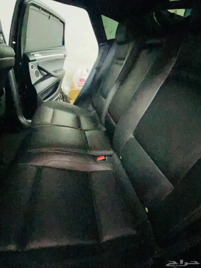 للبيع BMW X6 M 2011  فل كامل   8 سلندر 17