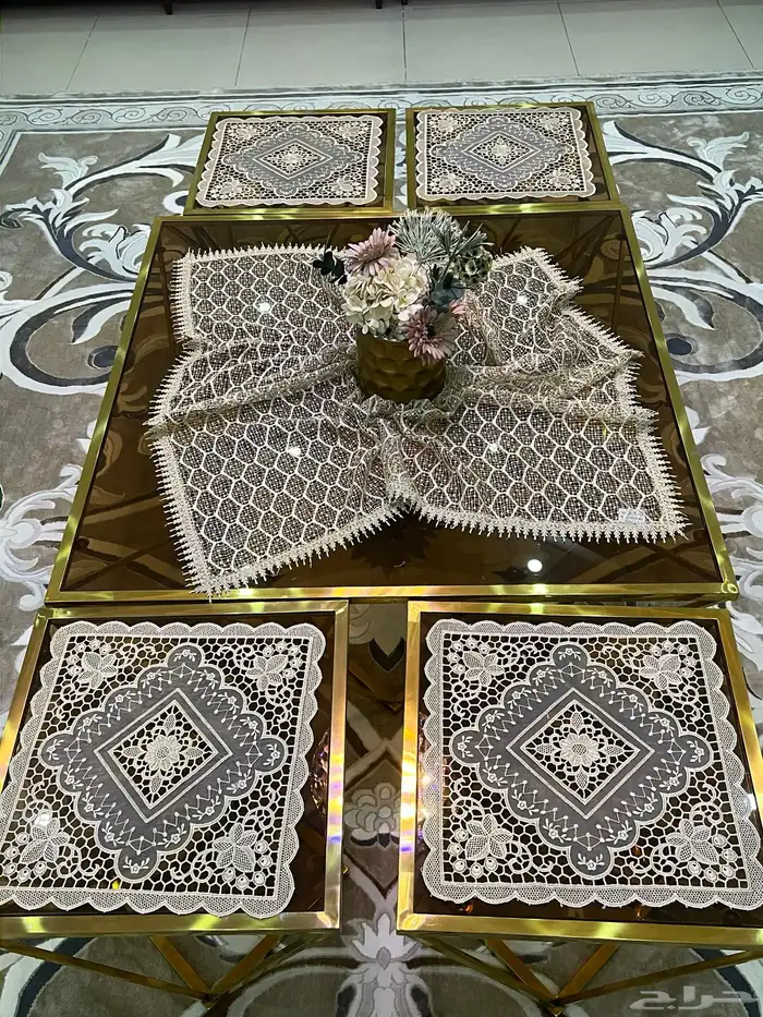 طاولات ذهبي 1