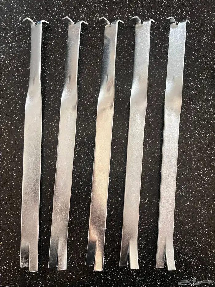 مثبتات لرخام الواجهات وحلوق أبواب الخشب 4