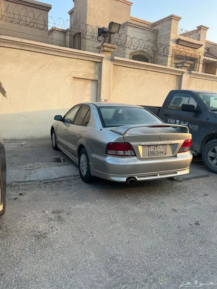 ميتسوبيشي جالت 2005 0