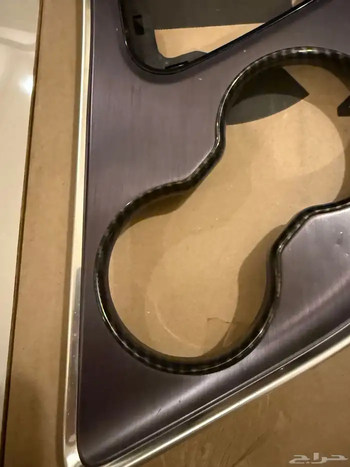 قطعة ديكور مكان القير سيارة شالنحر 1