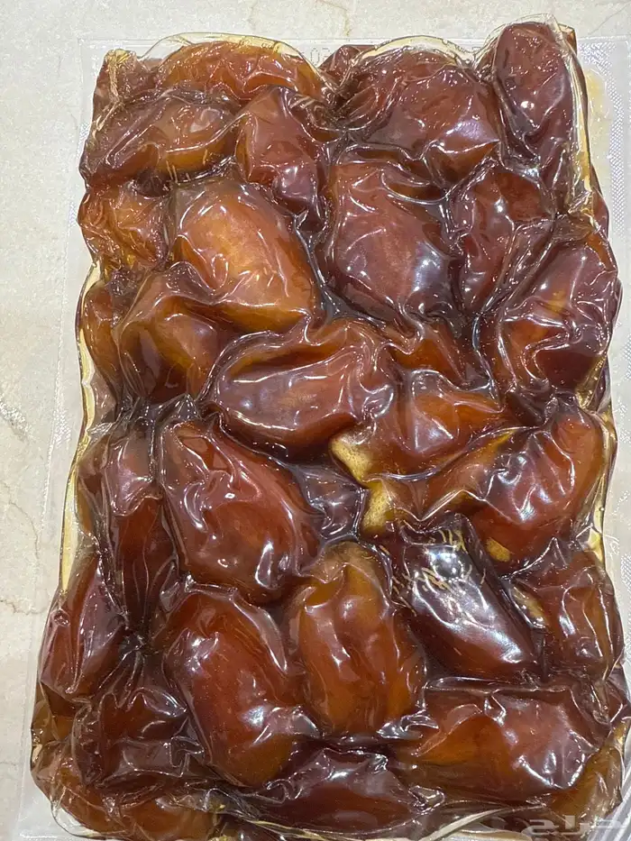 يوجد تمر خلاص فاخر للبيع كبس مصنع انتاج هذي السنه 1