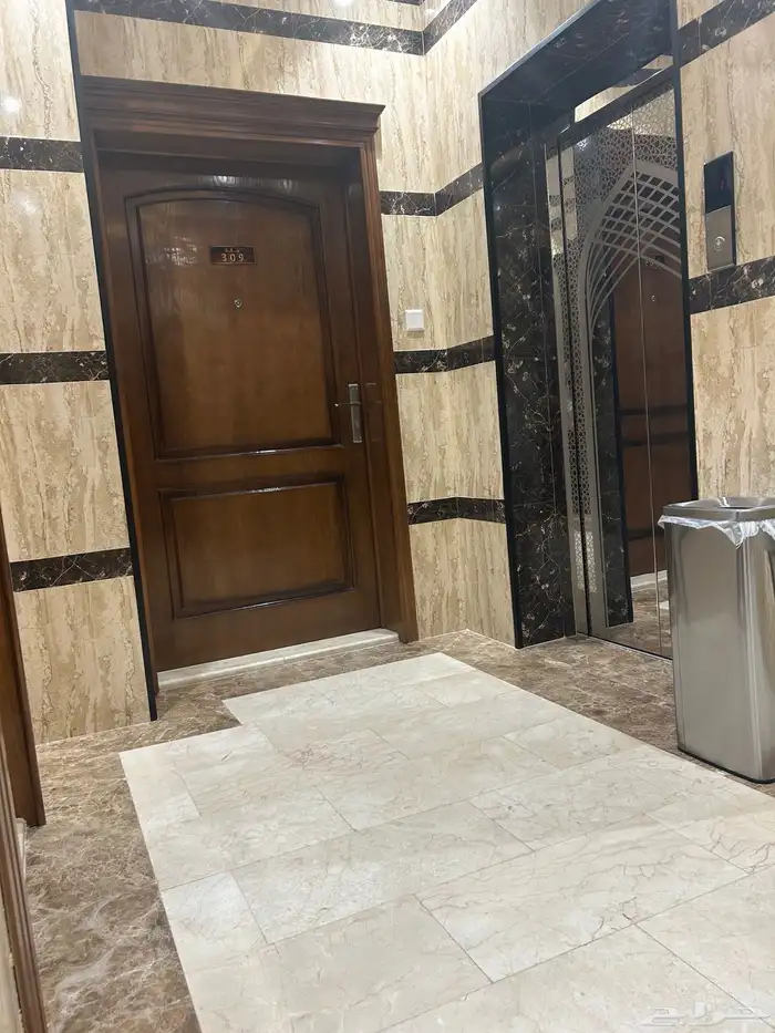 شقة مؤثثة جديده للإيجار الشهري 15