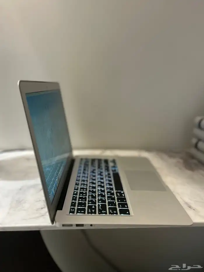 لاب توب ماك بوك اير 1