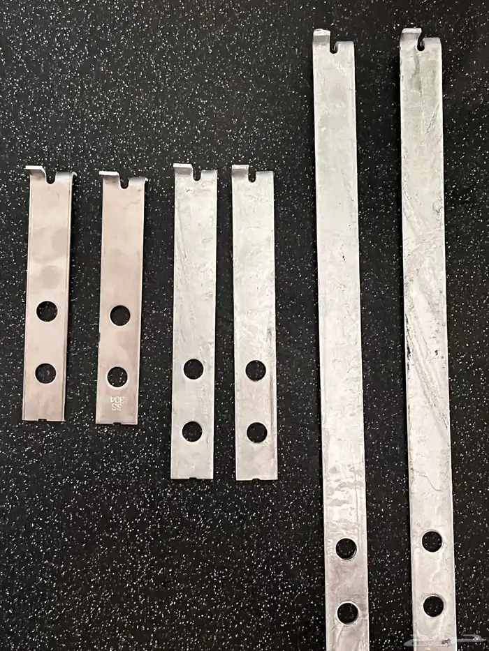 مثبتات لرخام الواجهات وحلوق أبواب الخشب 1