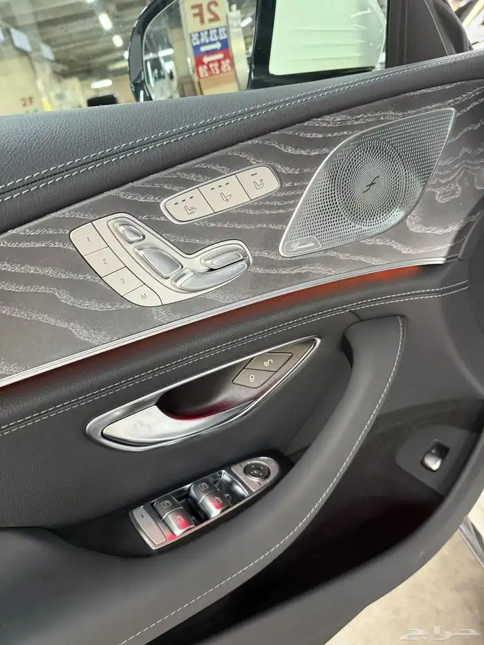 Mercedes AMG GT4 DOOr 63 S 4MATIC (2023)Zero sold out 15