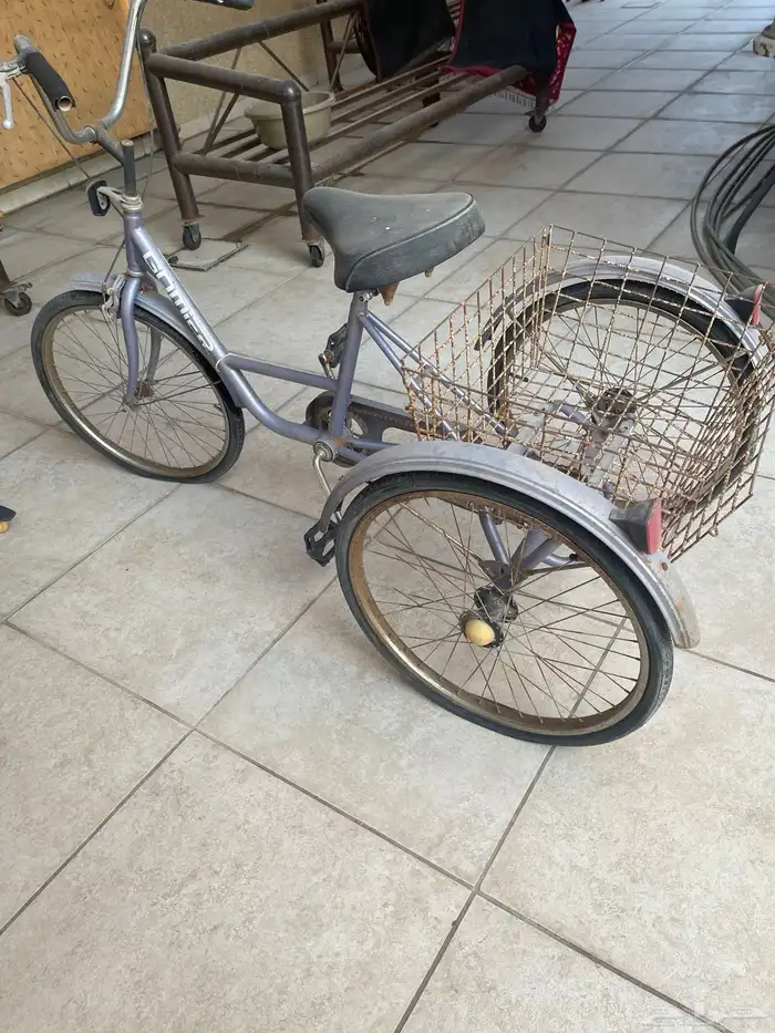 اغراض منزليه للبيع مع سيكلات 2