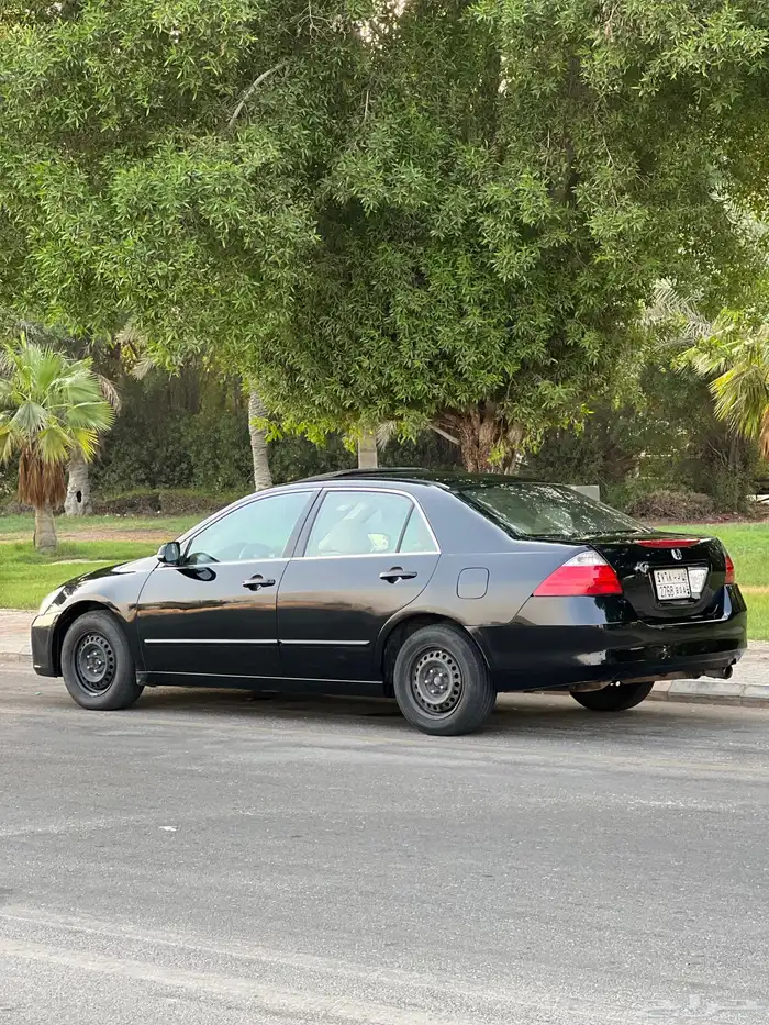 هوندا اكورد 2006 الحد 16 18