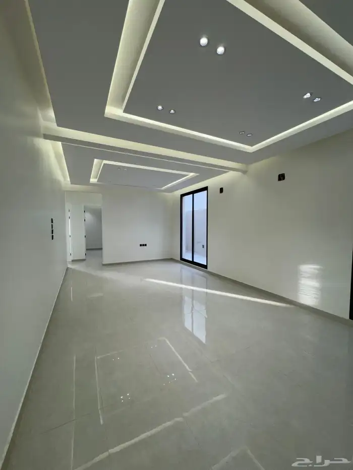 دور اول للبيع حي الجنادريه 1