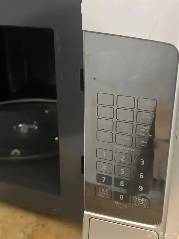 مجلس نظيف وميكرويف شبه جديد 1