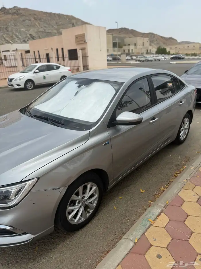 ام جي 5 (ستاندر) للتقبيل 1