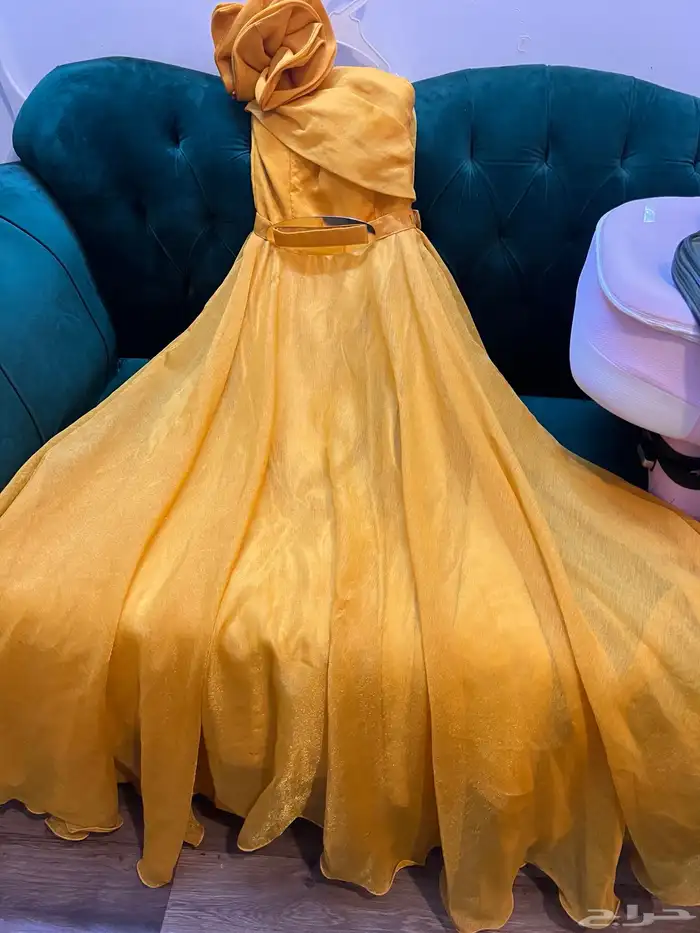 فساتين سهرات تصفيه المحل باسعار حلوه 22