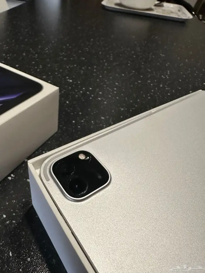 للبيع ايباد برو الجيل الثالث 128 قيقا 5