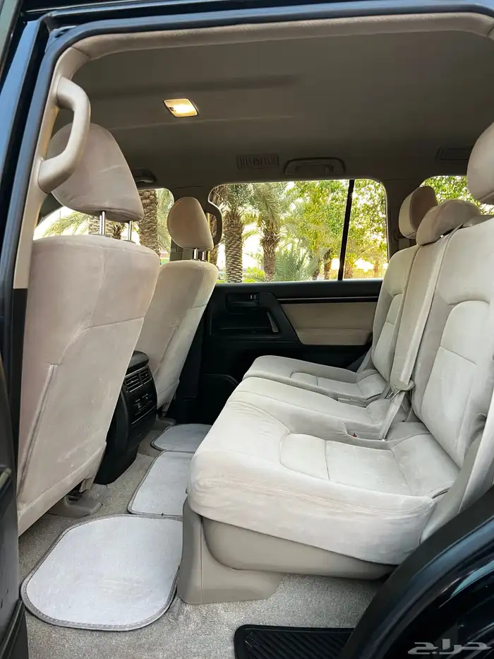 جكسار مديل 2011 8 سلندر تم البيع 20