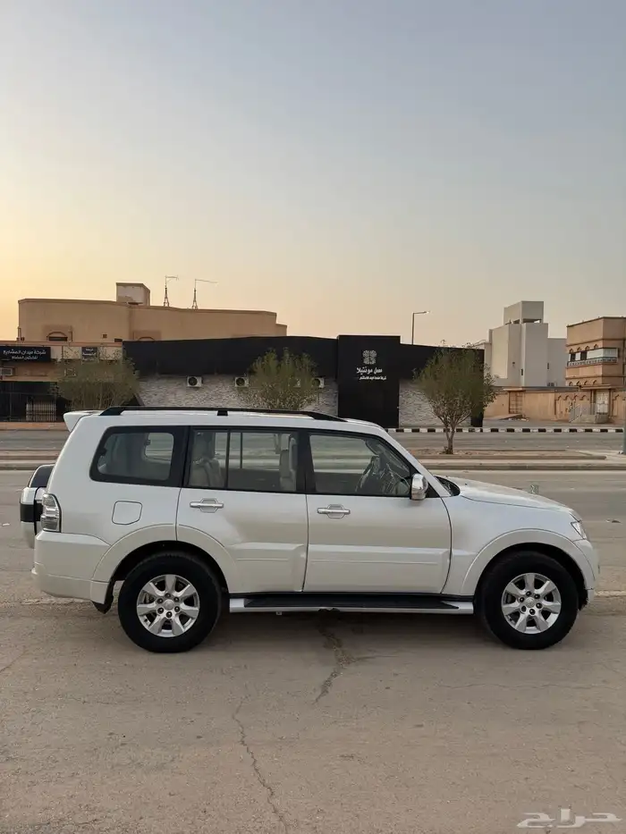 باجيرو 2016 3