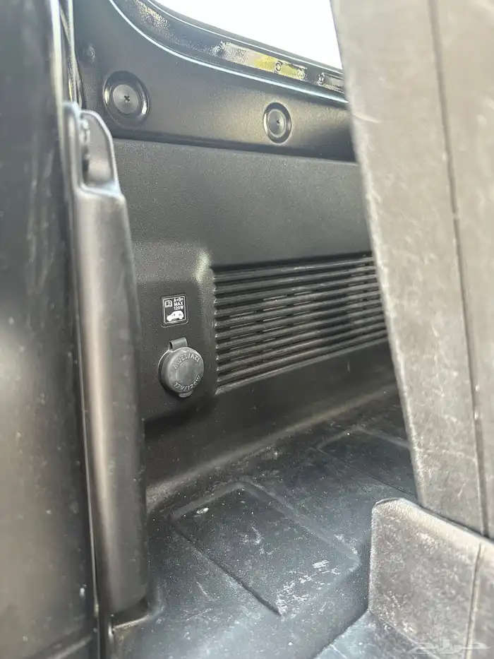 سوزوكي جمني باب واحد 2022 8