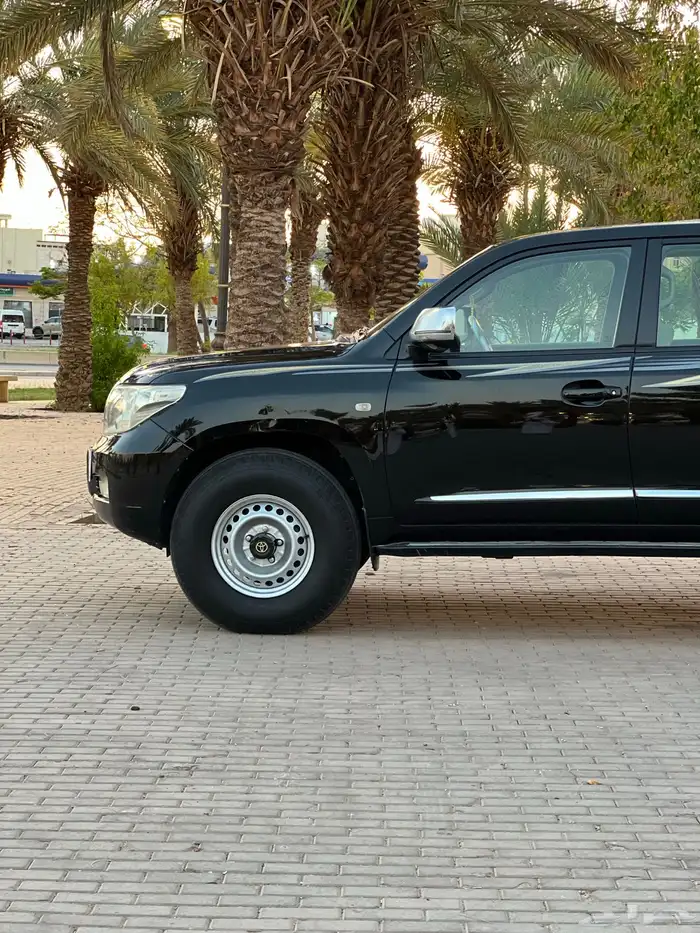 جكسار مديل 2011 8 سلندر تم البيع 14