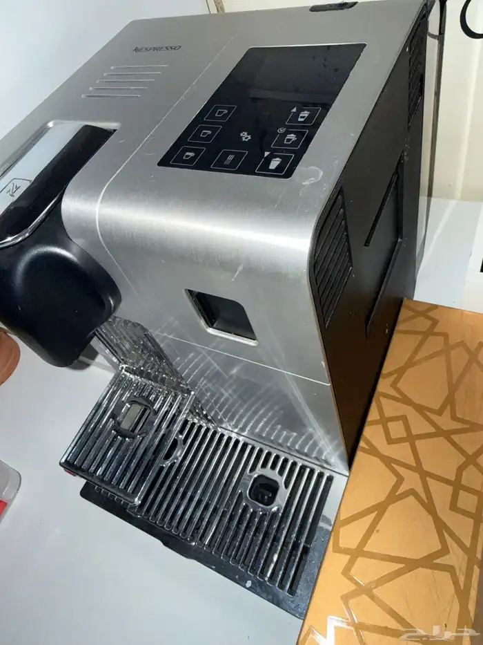 اصدار خاص جدا  ماكينة قهوة من شركة نيسبرسو 3