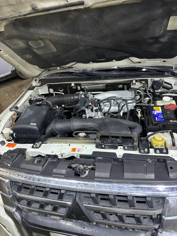 مكائن باجيرو 5