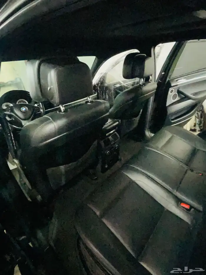 للبيع BMW X6 M 2011  فل كامل   8 سلندر 18