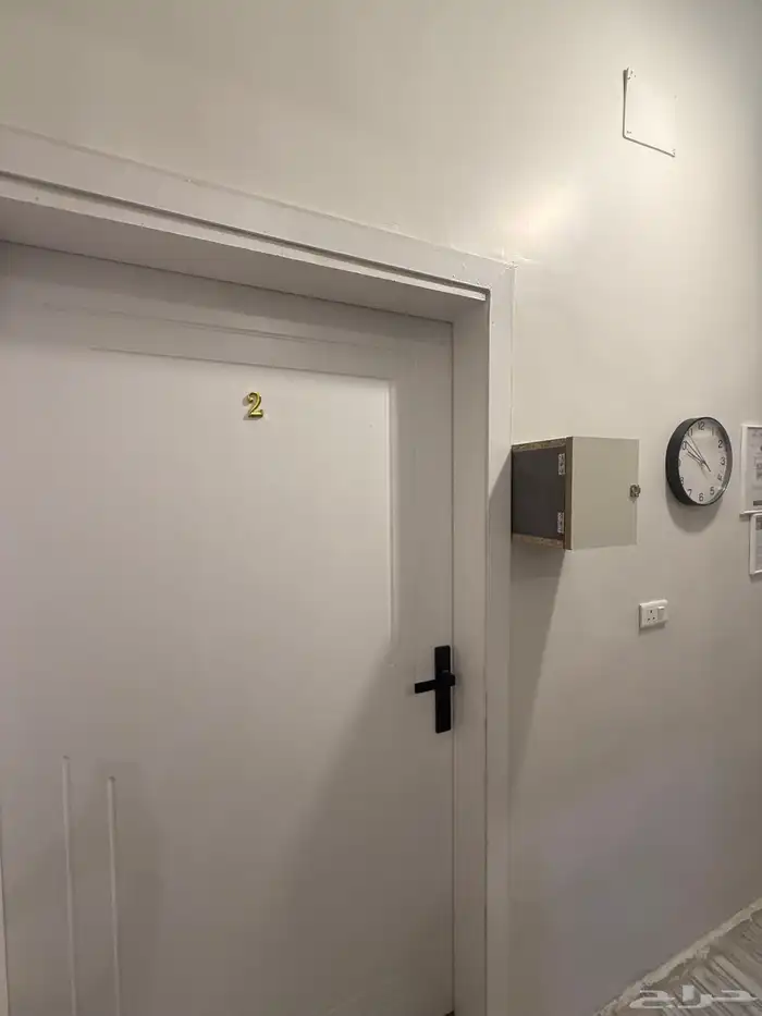 شقة راقية للايجار في العقيق 2