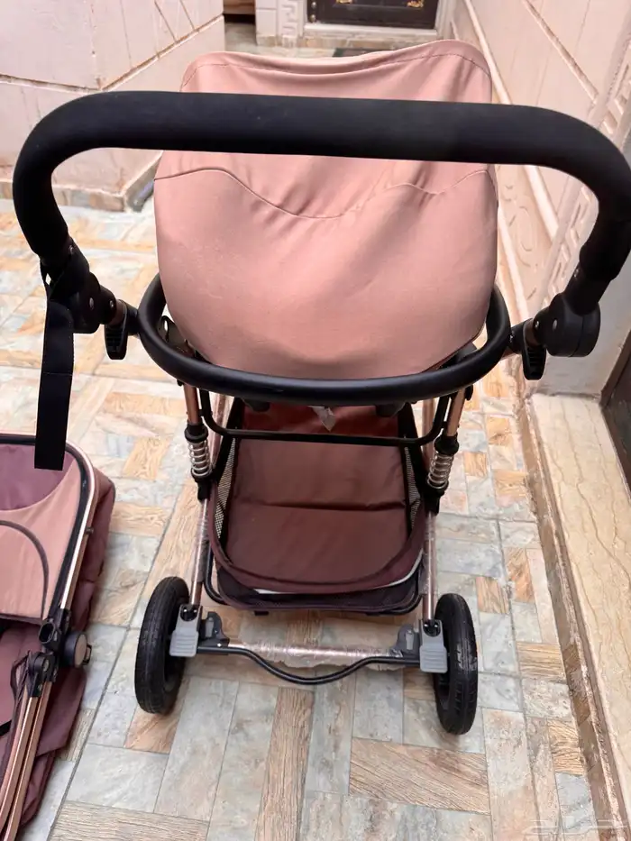 للبيع عربه اطفال نوعيه ممتازة جدا 15