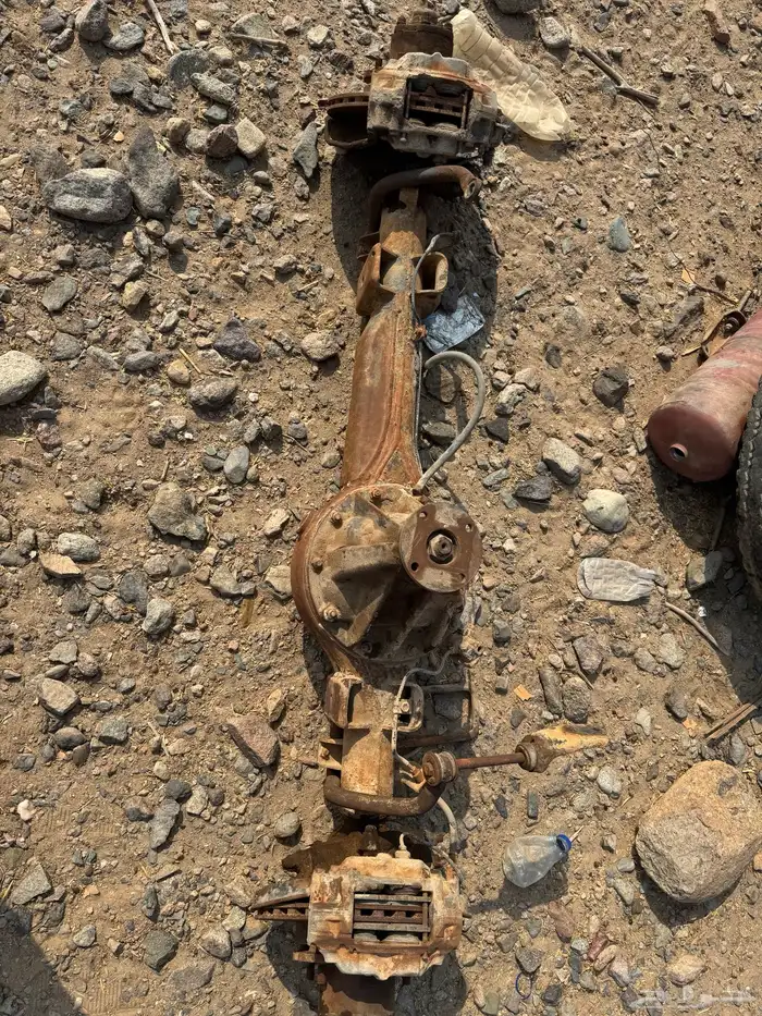تشليح جيب 86شاص قطع غيار مكينه جربقس سست خلفيه دفرنسات 9