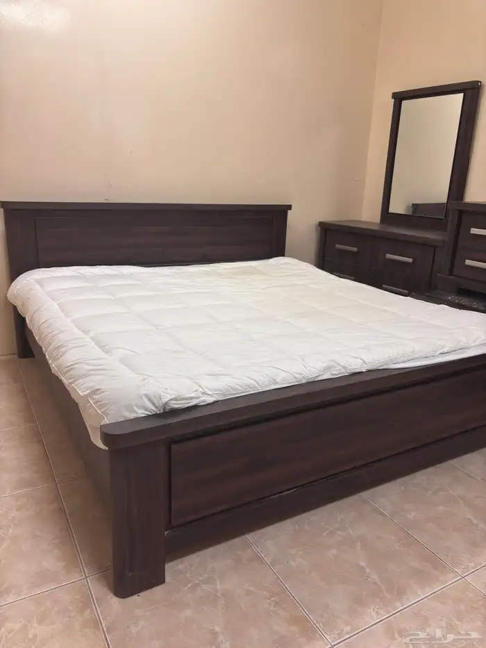 غرفة نوم جديده استعمال خفيف 6 قطع 0
