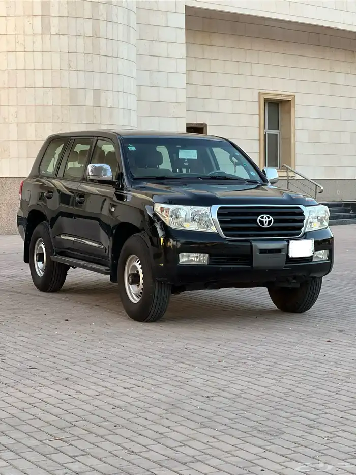 جكسار مديل 2011 8 سلندر تم البيع 8