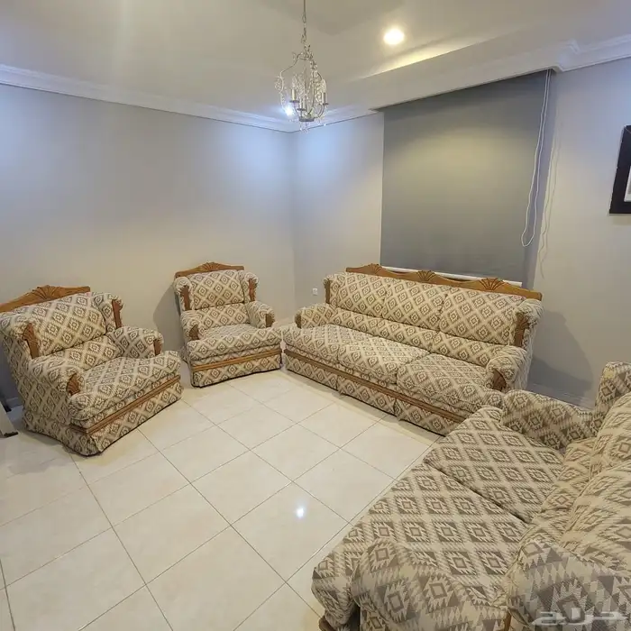 مجلس نظيف وميكرويف شبه جديد 0