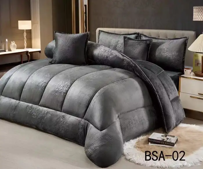 مفرش شتوي نفرين 6 قطع 6