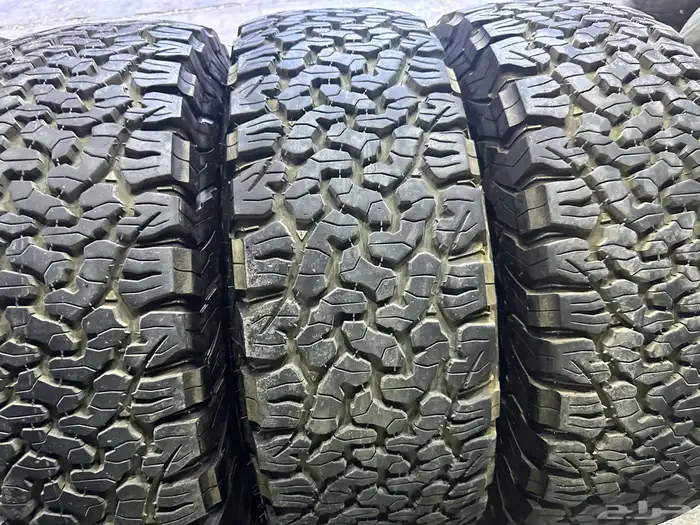 كفرات بي اف قودرتش نص حجري مقاس 285 70 17 1