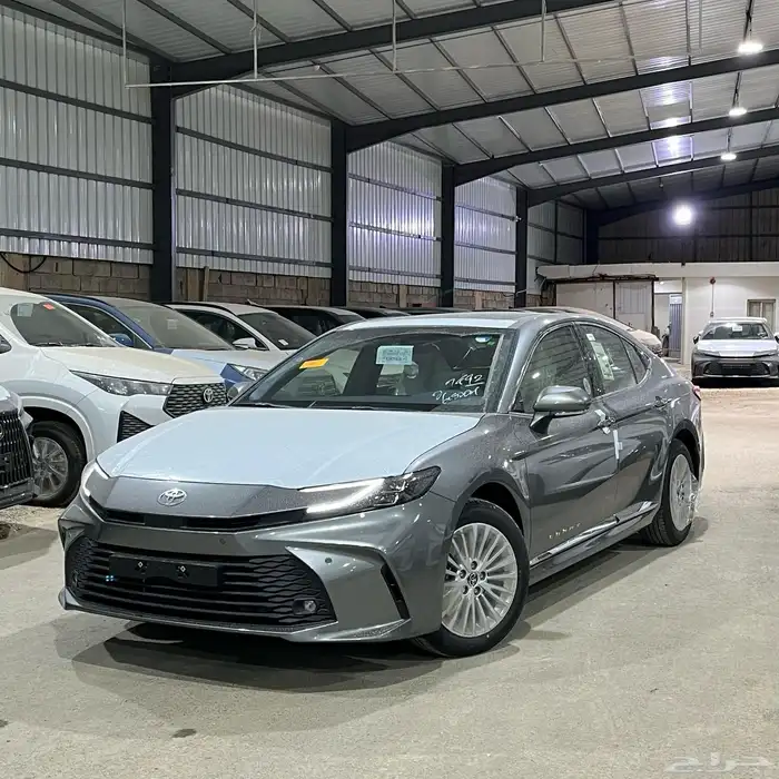 كامري LE 2.5 بنزين موديل 2025 2