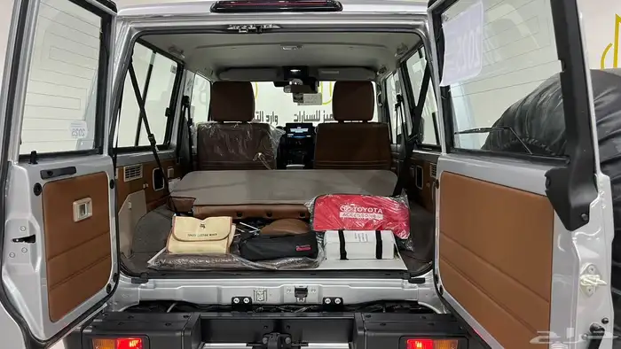 تويوتا ربع V6.2025فل كامل رفرف سعودى بنزين 12