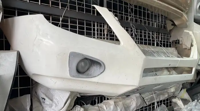 صدام صب امامي لكزس من 2008 إلى 2015 1