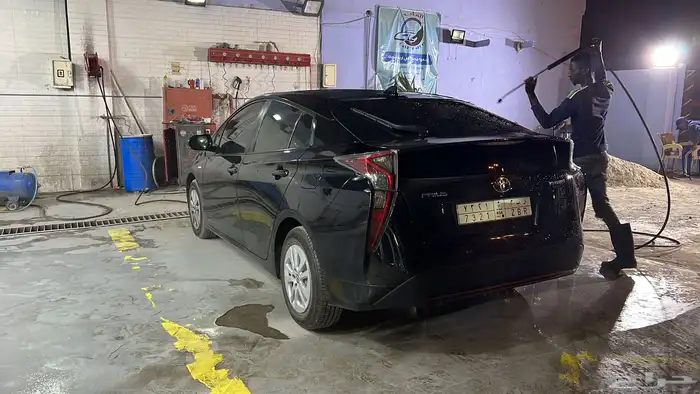 تويوتا بريوس 2018 فل كامل Toyota Prius 2018 4