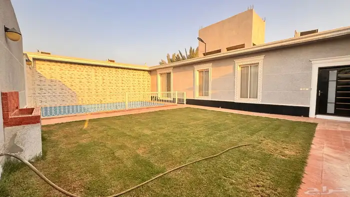 5 شاليهات 2800 متر فاخرة للبيع - ديراب جنوب - الرياض بسعر 35