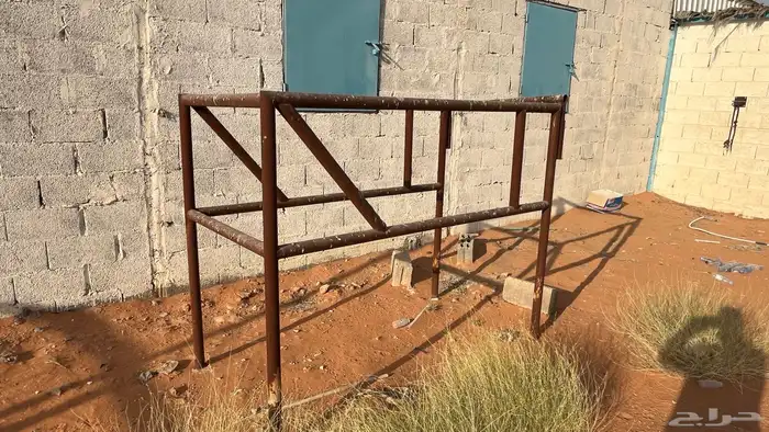 اسطبل كامل للبيع 9