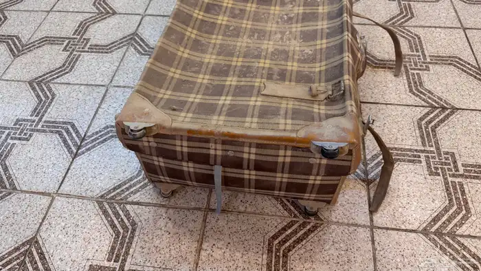 شنطة قديمه 2