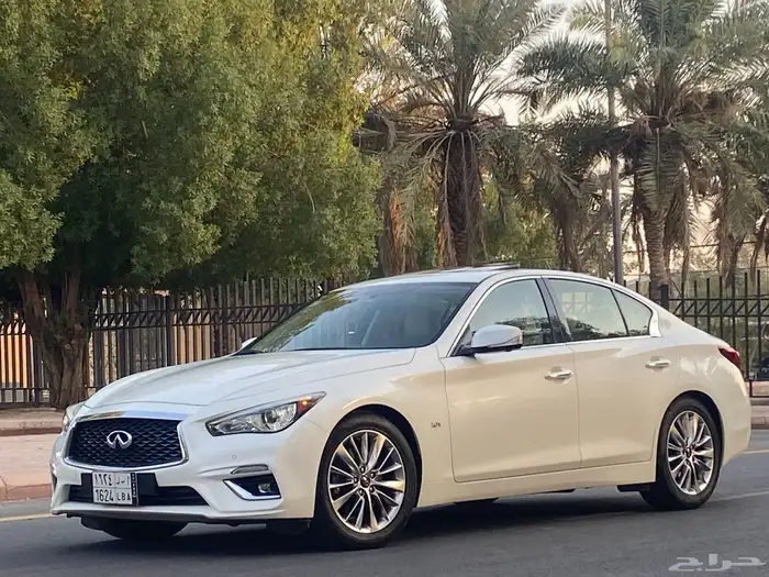 للبيع انفينتي Q50 -2020 فل كامل (نظيف جدا) 3