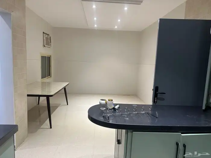 طاولة طعام للبيع 0