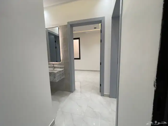 ادوار للبيع بحي البيان 1