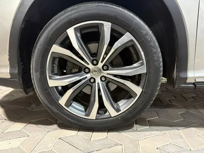 لكزس RX350 2016 9
