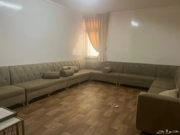 كنبات ومجالس ومشب للبيع 3